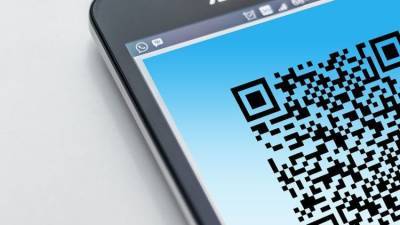 "Кольщик, наколи мне QR-код": москвичей пустят в бары по татуировкам - crimea.ria.ru - Крым - Симферополь