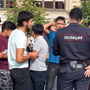 Мигранты делят Москву и плюют в русских - webnovosti.info - Москва - Душанбе - Бишкек - Ташкент