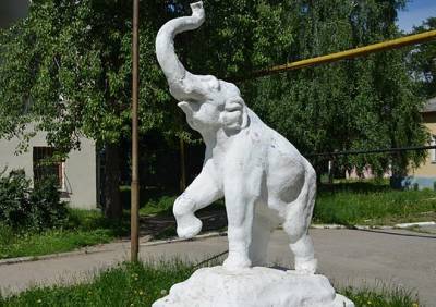 Власти Рязани сообщили, что ремонт скульптуры слоника в Шлаковом не предусмотрен - ya62.ru - Рязань