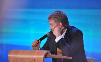 Дмитрий Песков - "Своих хватает": Песков высказался о появлении зарубежных вакцин от COVID-19 в России - news.vse42.ru - Россия