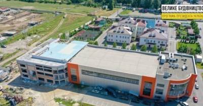 Владимир Зеленский - Валентин Резниченко - На Днепропетровщине в рамках "Большой стройки" возводят два бассейна (ФОТО) - delo.ua - Украина - Днепропетровская обл. - Никополь - Слобожанск