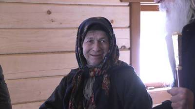 Агафья Лыкова - Отшельнице Агафье Лыковой построили новую баню - vesti.ru