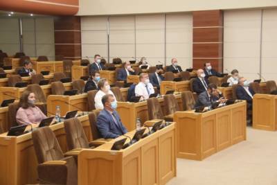 Импульс для развития или пропагандистский трюк: что говорили в Госсовете Коми про закон об арктическом гектаре - bnkomi.ru - респ. Коми - Усинск - район Усть-Цилемский