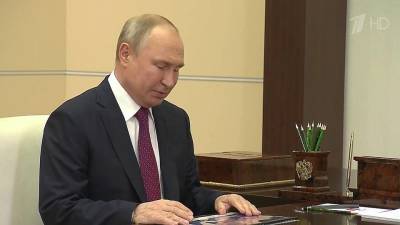 Владимир Путин - Юрий Слюсарь - Глава ОАК доложил президенту о планах запуска в серийное производство самолетов МС-21 - 1tv.ru