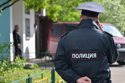 Россиянки обвинили отчима в домогательствах и сами попали под следствие - lenta.ru - Новосибирск - Волгоград