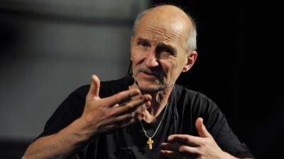 Петр Мамонов - Памяти гения: РЕН ТВ покажет один из последних концертов Петра Мамонова - 5-tv.ru - Россия
