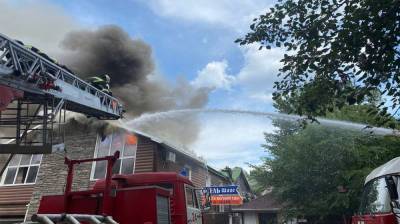 При пожаре в авторском отеле Воронеже обрушилась крыша - vestivrn.ru - Воронеж