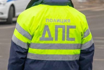 В Курской области за взятку и вымогательство пойдет под суд инспектор ДПС - chr.mk.ru - Россия - Курская обл.