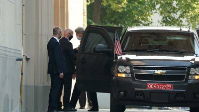 Владимир Путин - Джон Керри - Керри пошутил о рекордной жаре в Москве - iz.ru - Москва - Россия - США - Вашингтон - Израиль
