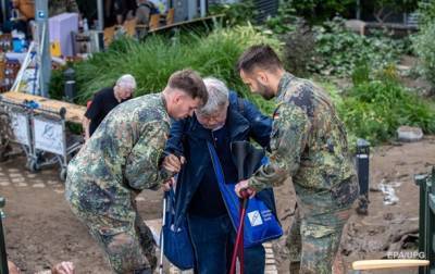 Ангела Меркель - В Германии более тысячи человек пропали после потопа - korrespondent.net - Украина - Германия