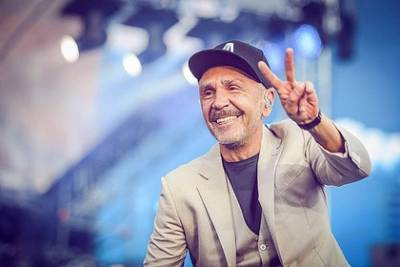 Сергей Шнуров - Лидер «Ленинграда» займется производством технической конопли - lenta.ru - Россия - Санкт-Петербург - Ивановская обл.