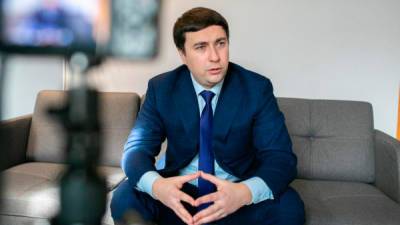 Роман Лещенко - Минагро не видит ажиотажа на рынке земли - за две недели продали 700 гектаров - bin.ua - Украина