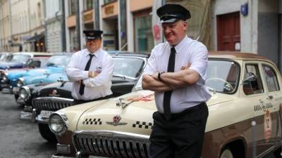 Сергей Хайдаров - В Смольном придумали «кодекс этики таксиста», который не будет работать - 5-tv.ru - Санкт-Петербург