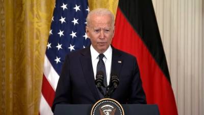 Ангела Меркель - Джо Байден - Байден: США могут вскоре решить, когда отменят ограничения на въезд из ЕС - piter.tv - США - Вашингтон - Германия