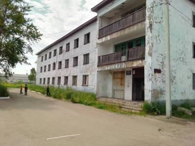 В Поронайске решают судьбу заброшенного медицинского здания - sakhalin.info - Советск - Поронайск