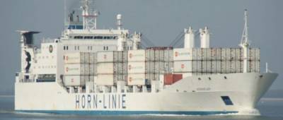 Десять украинских моряков застряли на сломавшемся судне в Аденском заливе. Один из них умер от жары - w-n.com.ua - Турция - Индия - Джибути