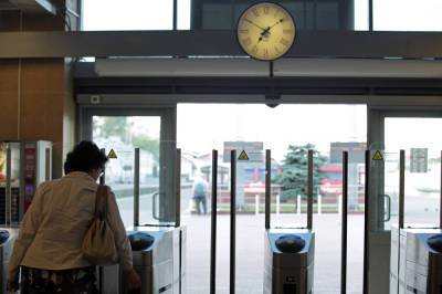 С Финляндского вокзала вновь запустят дополнительные электропоезда - abnews.ru - Санкт-Петербург - Зеленогорск