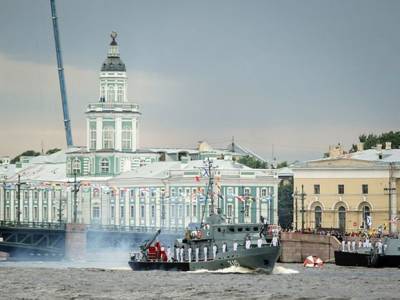 Из-за репетиций военно-морского парада в Петербурге днем разведут мосты и перекроют центр - rosbalt.ru - Санкт-Петербург - Благовещенск