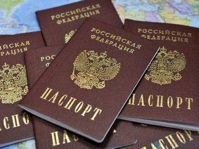 Михаил Мишустин - Теперь можно не спешить с заменой паспортов, и оформлять их будут быстрее - kasparov.ru - Россия