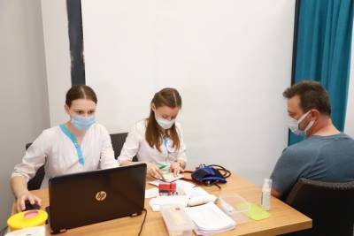 В Гродно начали работу выездные пункты вакцинации. Один из них разместился в торговом центре OldCity - grodnonews.by - Белоруссия