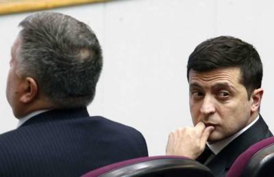 Владимир Зеленский - Арсен Аваков - Денис Монастырский - Без противовесов: удастся ли Зеленскому достичь всевластия после отставки Авакова - lenta.ua - Украина