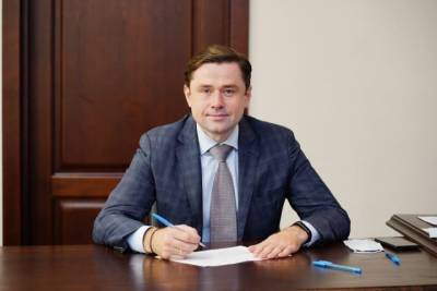 Александр Карелин - Евгений Лебедев - Лидер новосибирских эсеров сдал документы для выдвижения в Госдуму - tayga.info - Россия - Новосибирск