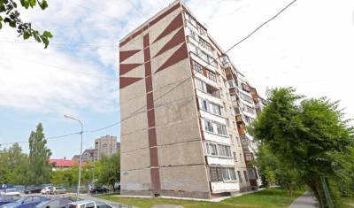 В Тюмени на улице Широтной двое пенсионеров ждут помощи из-за коронавируса - nashgorod.ru - Тюмень