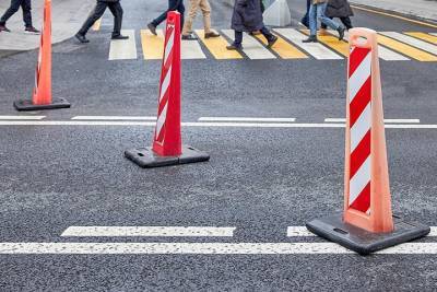 Движение в Бутиковском переулке будет перекрыто из-за киносъемок - vm.ru - Москва