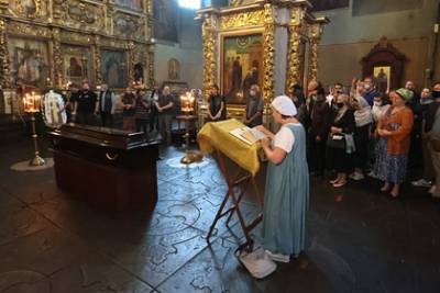 Петр Мамонов - В Москве началась церемония прощания с Петром Мамоновым - lenta.ru - Москва - Московская обл.