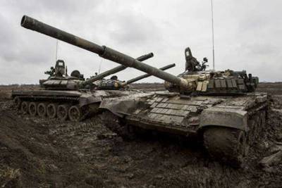 В ОРДЛО окупанти розміщують танки і артилерію на лінії відведення - novostiua.news - Украина - ЛНР - місто Луганськ