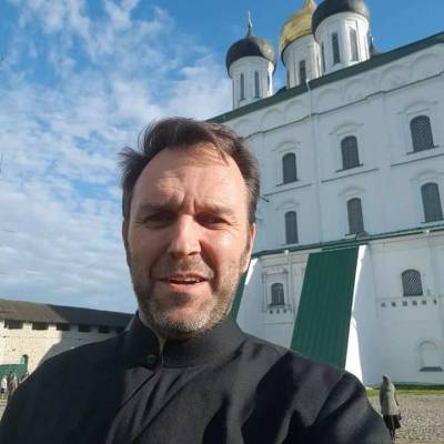Иосиф Кобзон - Вадим Манукян - Нелля Кобзон - Ян Осин признался, что ради перевоплощения в Кобзона примерял его парики - actualnews.org