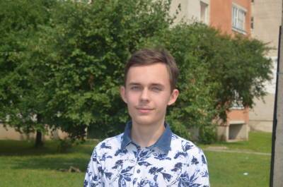 Между музыкой и математикой. Гимназист из Гродно Максим Петляк – о 100-балльном сертификате, любви к царице наук и решении задач как по нотам - grodnonews.by - Белоруссия