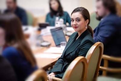 Владимир Зеленский - Ринат Ахметов - Юлия Мендель - Мендель устроилась на телеканал Ахметова - sharij.net - Украина