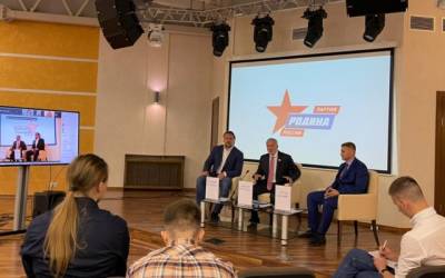 Алексей Журавлев - Журавлёв возмутился нежеланием Сбербанка открывать отделения в... - politnavigator.net - Россия - Украина - Крым