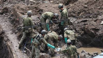 СМИ: В Японии количество жертв оползня достигло 15 - russian.rt.com - Япония - Атами