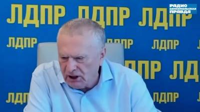 Владимир Жириновский - Жириновский пригрозил антипрививочникам тюремным заключением - piter.tv - Россия