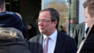 Армин Лашет - В Германии раскритиковали преемника Меркель после его смеха во время речи о наводнении - inforeactor.ru - Германия