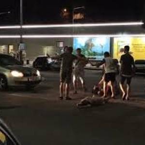 На Набережной магистрали в Запорожье сбили женщину с ребенком. Видео - reporter-ua.com - Запорожье