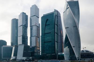Сергей Собянин - Собянин: в Москве число вновь выявленных случаев COVID-19 за месяц снизилось вдвое - pnp.ru - Москва - Россия