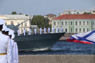 В Петербурге прошла первая репетиция парада ко Дню ВМФ - spb.mk.ru - Санкт-Петербург - Полтава