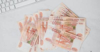 Михаил Мишустин - Правительство выделило на выплаты школьникам свыше 204 миллиардов рублей - reendex.ru - Россия