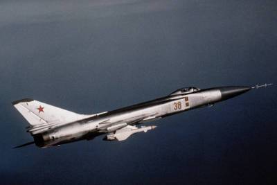 Реактивный таран: 40 лет назад Су-15 сбил самолет-нарушитель CL-44 - pravda-tv.ru - Армения - Израиль - Иран - Тель-Авив - Тегеран