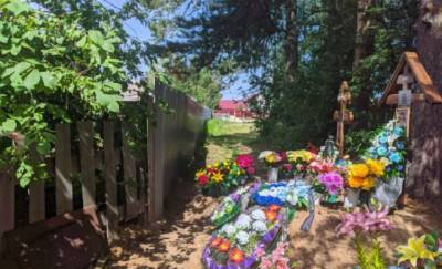 «Не в огороде же людей закапывать!» - ukrpost.biz - Свердловская обл.