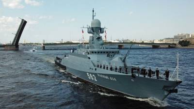 Видео масштабной репетиции главного парада ко Дню ВМФ в Петербурге - 5-tv.ru - Казань - Петербурга - Петропавловск-Камчатский