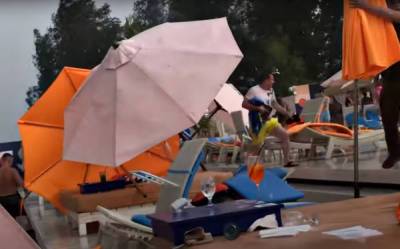 Ураган, ливень и песчаная буря: Киев накрыло сразу три стихии, фото погодного апокалипсиса - ukrainianwall.com - Украина - Киев - район Голосеевский
