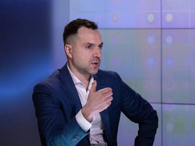 Владимир Зеленский - Владимир Путин - Алексей Арестович - Андрей Ермак - Путину невыгодно встречаться с Зеленским – Арестович - gordonua.com - Москва - Россия - Украина - Киев - Италия - ДНР - ЛНР - Ватикан - Донбасс