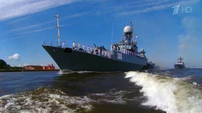 Петр I - Через неделю состоится главный военно-морской парад в честь Дня ВМФ - 1tv.ru