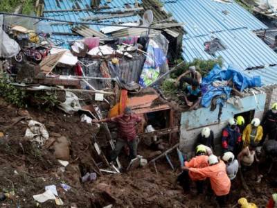 Ливни в Индии: в Мумбаи более 20 человек погибли из-за обрушения домов - unn.com.ua - Украина - Киев - Индия - Мумбаи