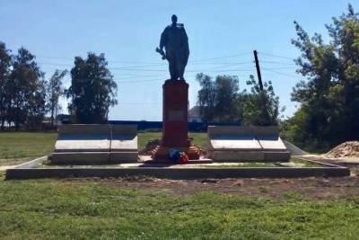 В Мордовском районе идёт реконструкция мемориала погибшим в годы войны - tambov.mk.ru - Россия - с. Александровка