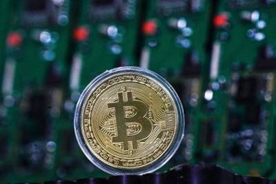 Курс биткоина в понедельник поднимется до $32,1 тысячи, уверен эксперт - smartmoney.one - Москва